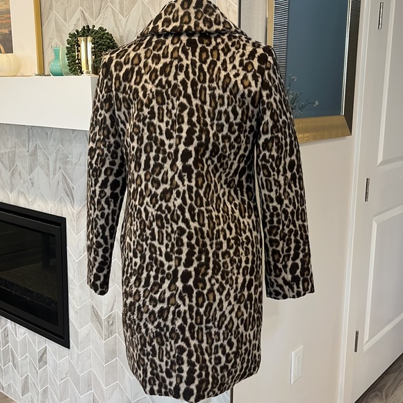 Leopard Coat - Picture 4 of 6